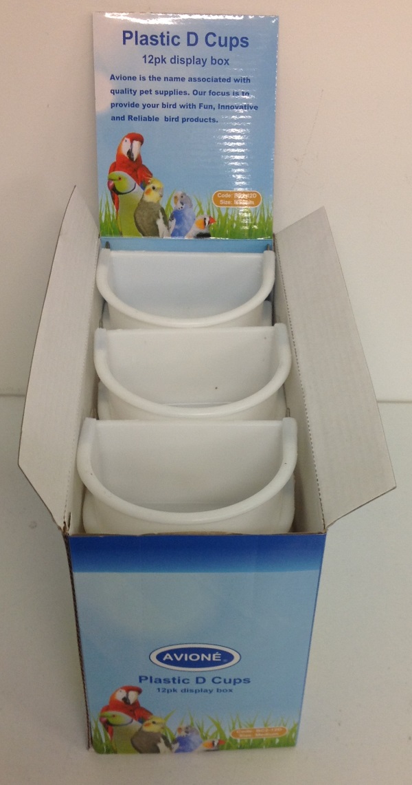 12 MEDIUM PLASTIC D-CUP IN DISPLAY BOX 12 MEDIUM PLASTIC D-CUP IN DISPLAY BOX